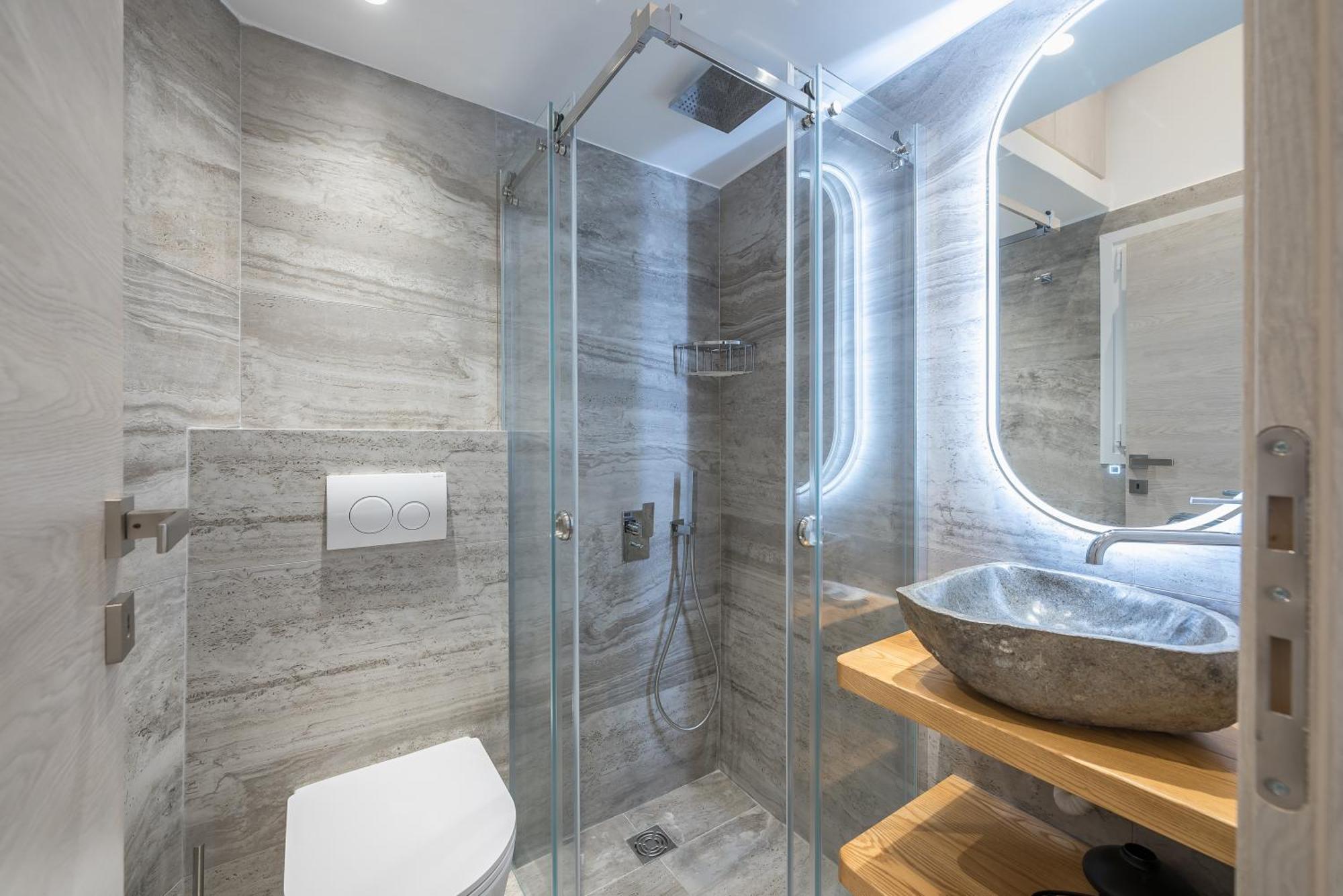 Newly Renovated Escape/psychiko *