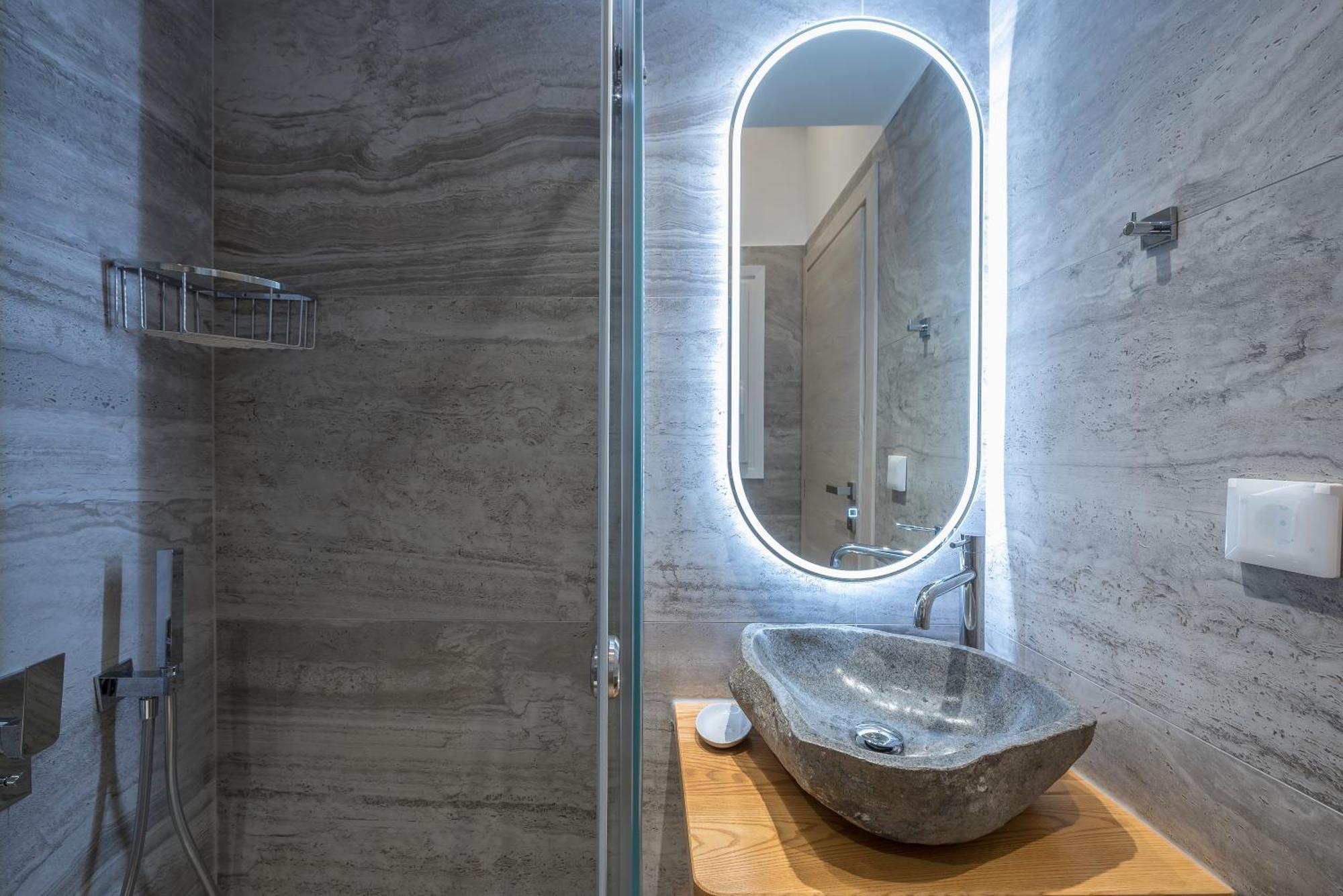Newly Renovated Escape/psychiko Apartment Athen