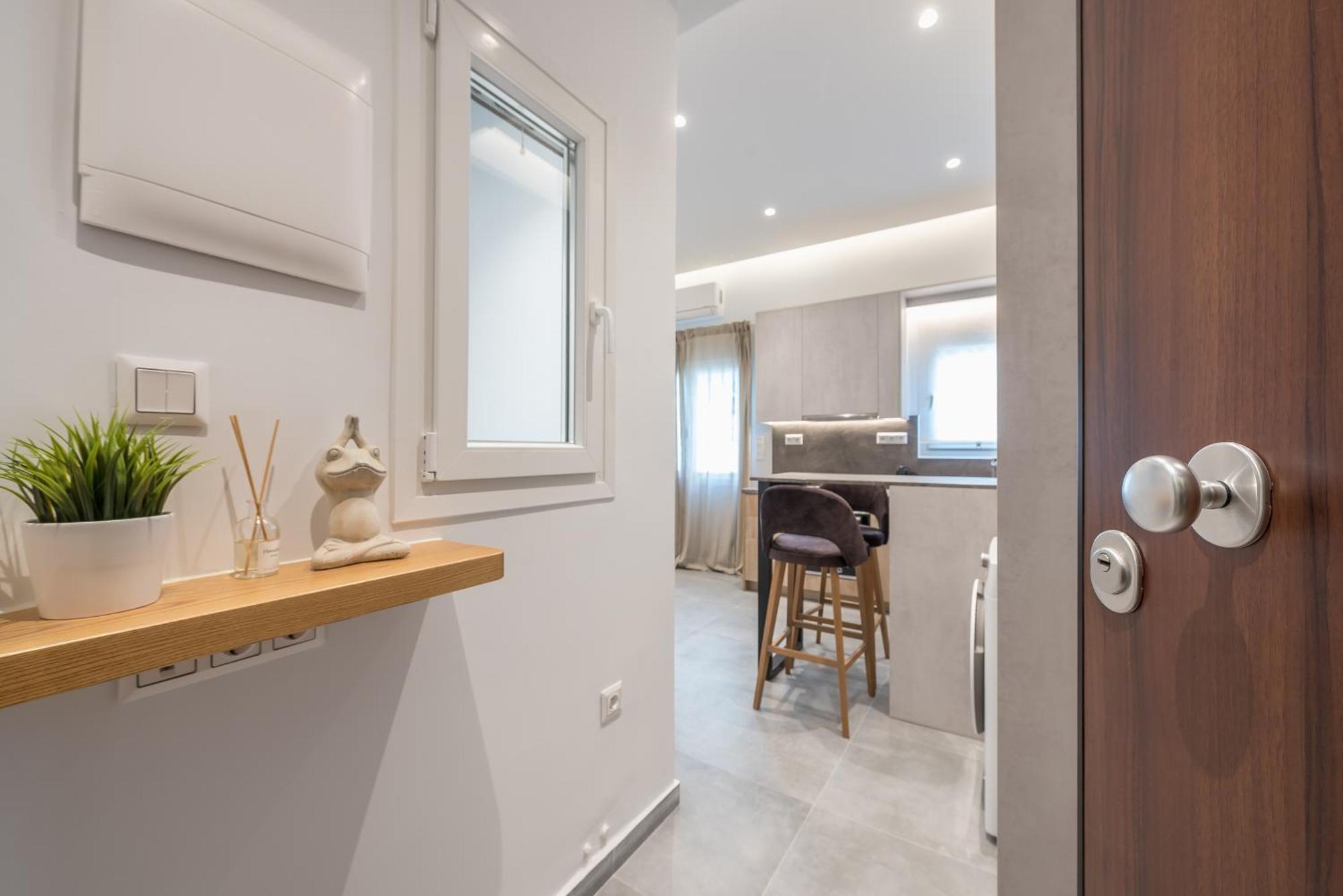 Apartment Newly Renovated Escape/psychiko *